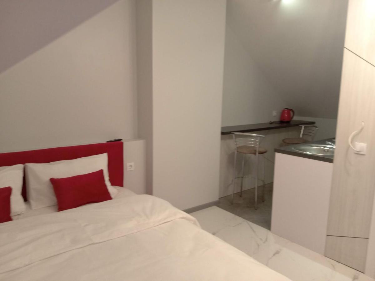 Pure Apartments Vip 5 Lviv Exterior photo