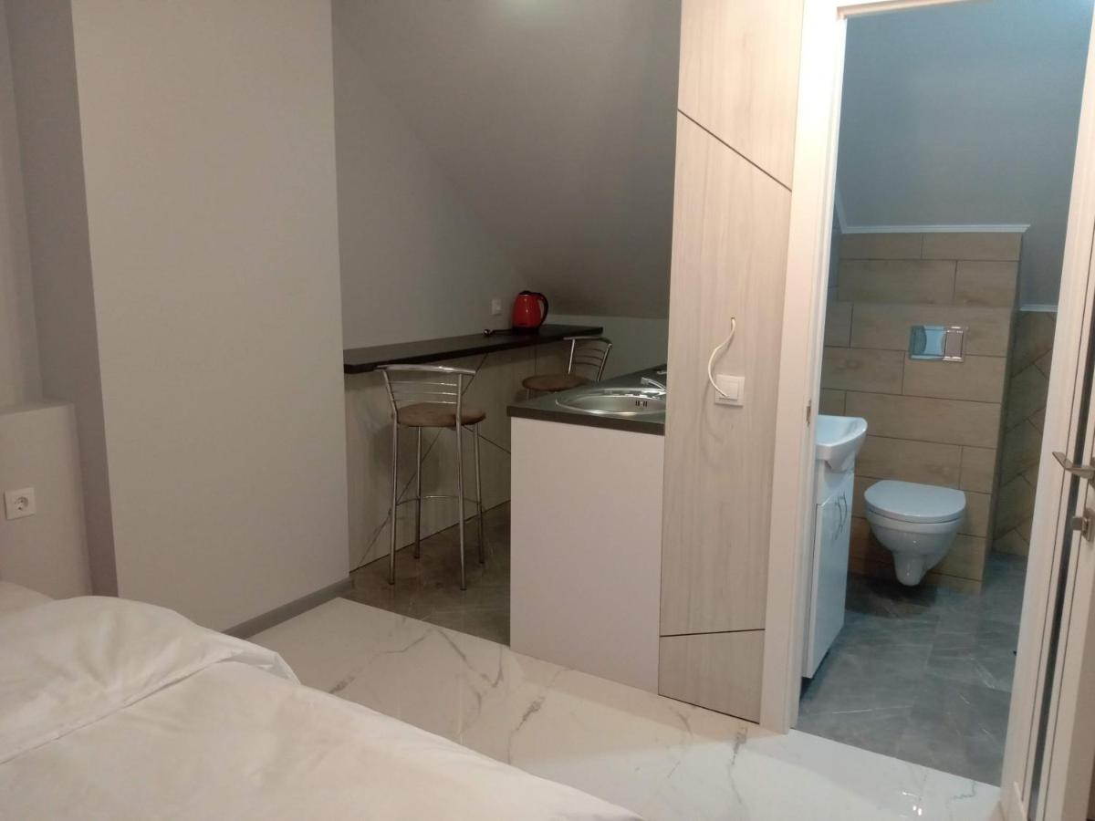 Pure Apartments Vip 5 Lviv Exterior photo